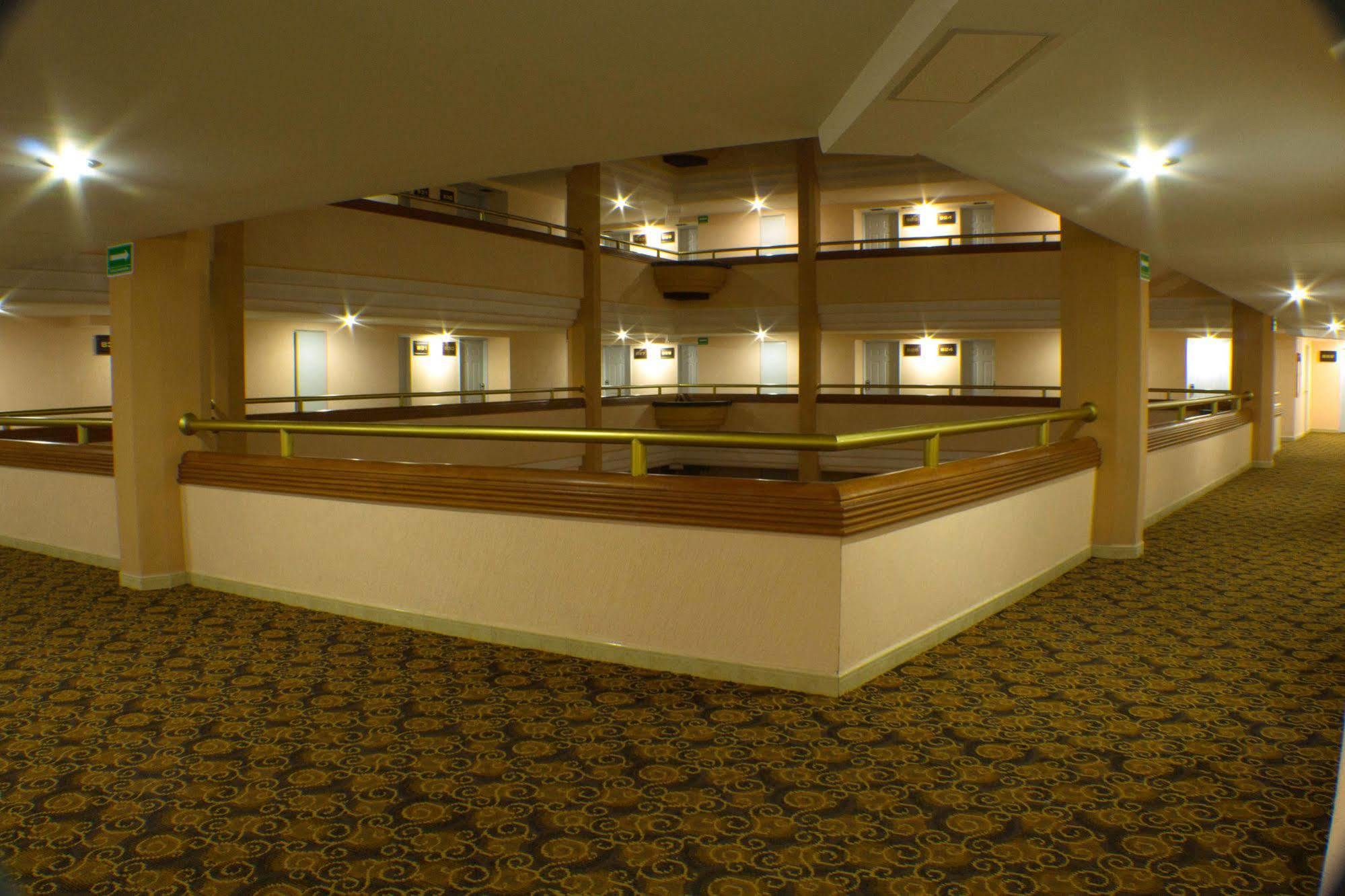 Hotel Real Plaza Aguascalientes Eksteriør billede